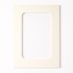 Passe-partout Cordoba ze dekoracyjnymii narożnikami.